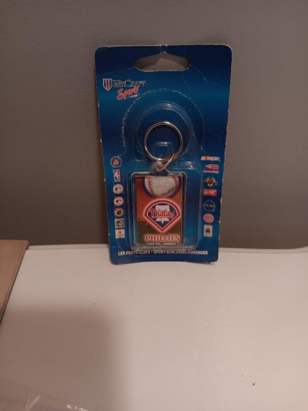 Vintage NIP WinCraft Sport Key Ring Philadelphia Phillies